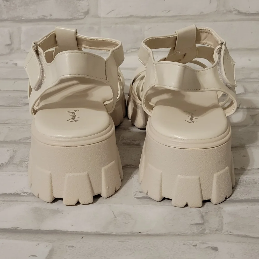 Off White Lug Sole Sandals - Picture 4 of 4